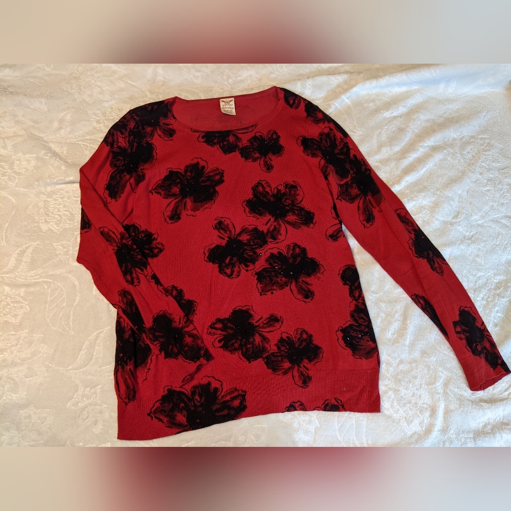 Red & black floral long sleeve